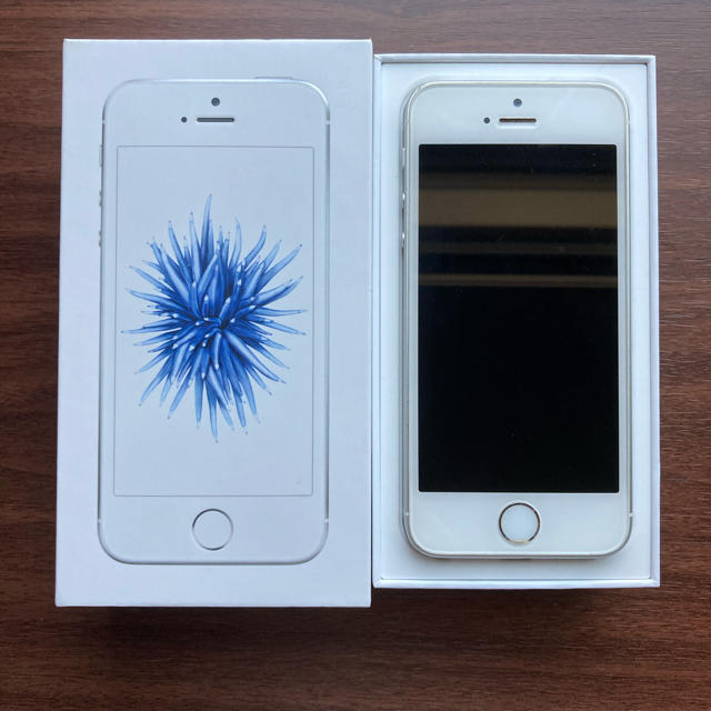 iPhone SE silver 64GB SIMフリー