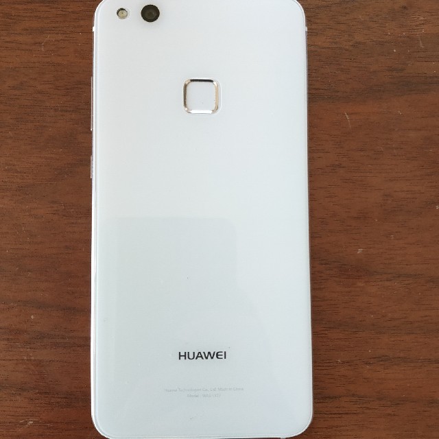 Huawei P10 lite スマホ/家電/カメラのスマートフォン/携帯電話(スマートフォン本体)の商品写真
