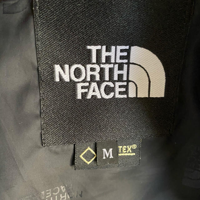 THE NORTH FACE(ザノースフェイス)の最終値下げ！north face mountain light jacket メンズのジャケット/アウター(マウンテンパーカー)の商品写真