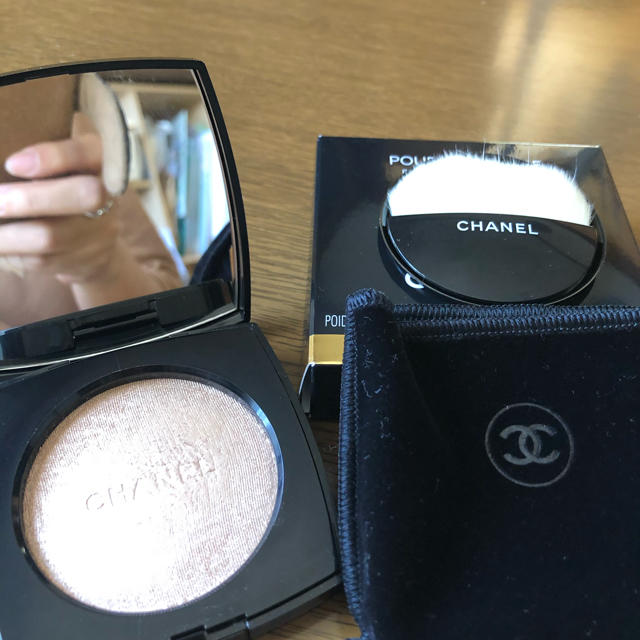 CHANEL(シャネル)のシャネル　プードゥルルミエール　10 コスメ/美容のベースメイク/化粧品(フェイスパウダー)の商品写真