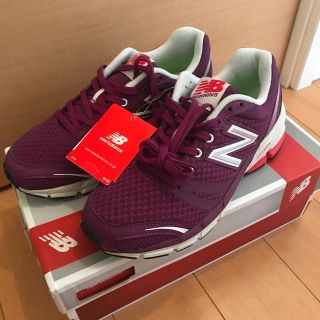 ニューバランス(New Balance)のニューバランス WR670 P4 22.5cm 紫 新品未使用！ Dワイズ(シューズ)