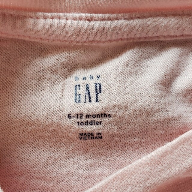 babyGAP(ベビーギャップ)のGAP　ベビーTシャツ　70 キッズ/ベビー/マタニティのベビー服(~85cm)(Ｔシャツ)の商品写真