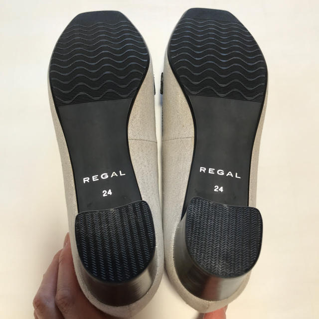 REGAL(リーガル)のREGAL パンプス　新品未使用品　24cm レディースの靴/シューズ(ハイヒール/パンプス)の商品写真