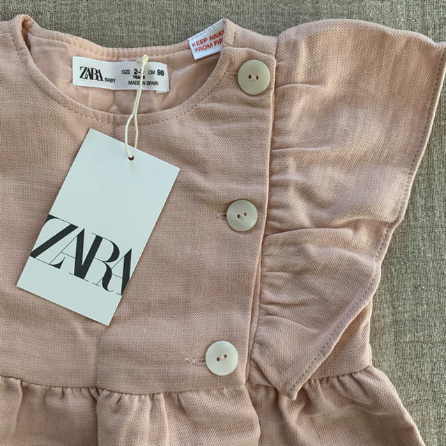 ZARA KIDS(ザラキッズ)の新品未使用 ZARA baby ワンピース チュニック キッズ/ベビー/マタニティのキッズ服女の子用(90cm~)(ワンピース)の商品写真