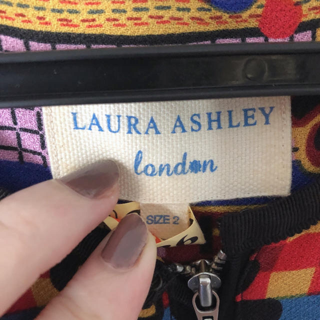 LAURA ASHLEY(ローラアシュレイ)の美品◆ローラアシュレイ◆プリーツワンピース レディースのワンピース(ひざ丈ワンピース)の商品写真