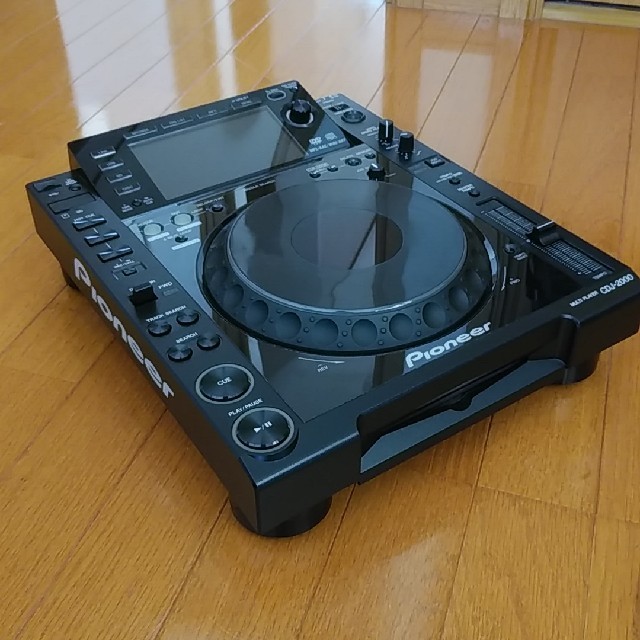 Pioneer CDJ-2000 1