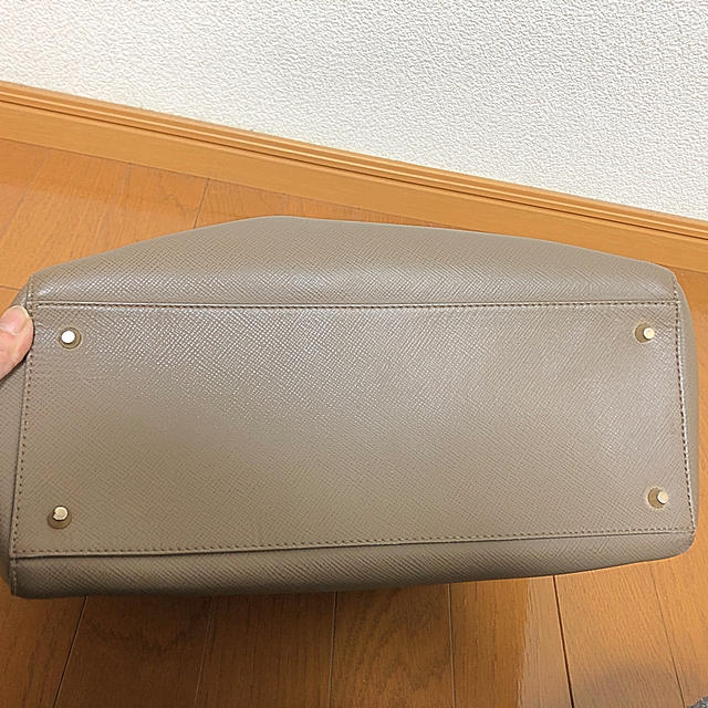 最終値下げFURLA グレーバック 3