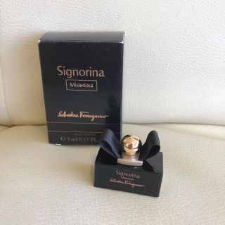 サルヴァトーレフェラガモ(Salvatore Ferragamo)の【新品未使用】Ferragamo ミニ香水(香水(女性用))