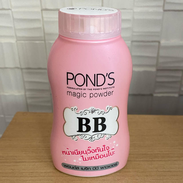 Unilever(ユニリーバ)のPOND'S magic powder BB コスメ/美容のベースメイク/化粧品(フェイスパウダー)の商品写真