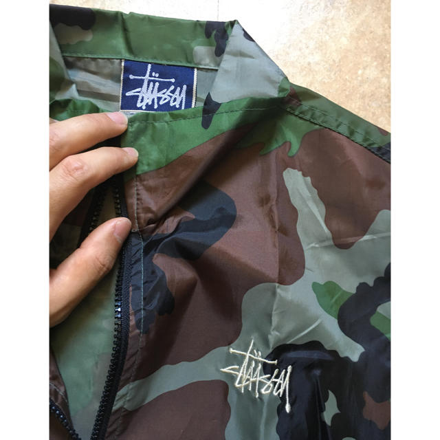 STUSSY - stussy/ステューシー迷彩 ナイロンベスト メンズMサイズ