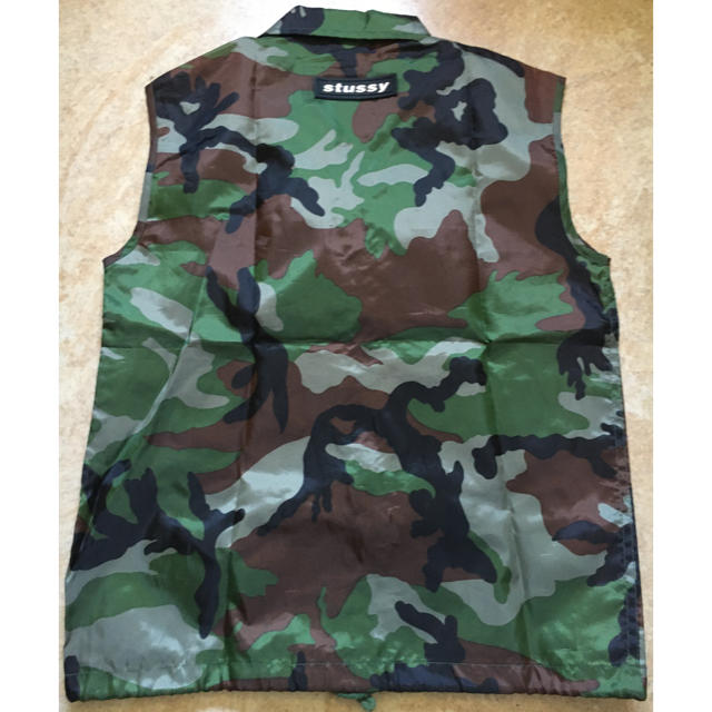STUSSY - stussy/ステューシー迷彩 ナイロンベスト メンズMサイズ