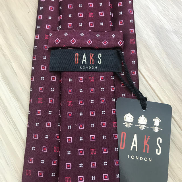 DAKS(ダックス)の新品 DAKSネクタイ メンズのファッション小物(ネクタイ)の商品写真