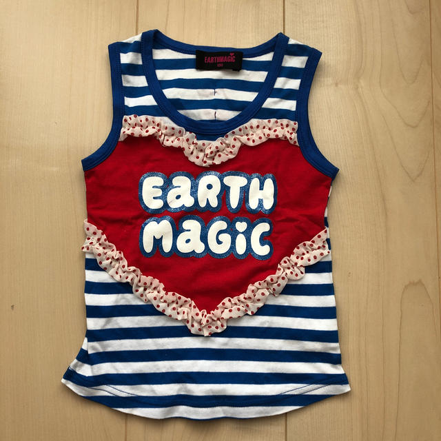 EARTHMAGIC(アースマジック)のボーダータンク☆100㌢ キッズ/ベビー/マタニティのキッズ服女の子用(90cm~)(Tシャツ/カットソー)の商品写真
