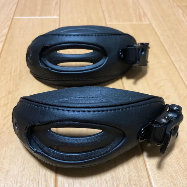 BURTON(バートン)のGETTAGRIP CAPSTRAP スポーツ/アウトドアのスノーボード(バインディング)の商品写真