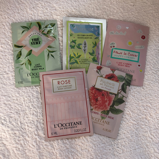 L'OCCITANE(ロクシタン)のロクシタンサンプル　７個セット コスメ/美容のボディケア(ボディローション/ミルク)の商品写真