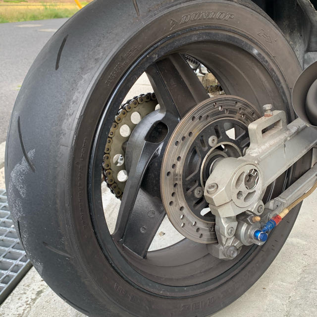 GPZ900R リアホイール180の通販 by 神's shop|ラクマ GPZ900R リアホイール180の通販 by 神's shop|ラクマ