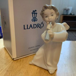 【新品・未使用】LLADRÓ「可愛いフルート」(置物)