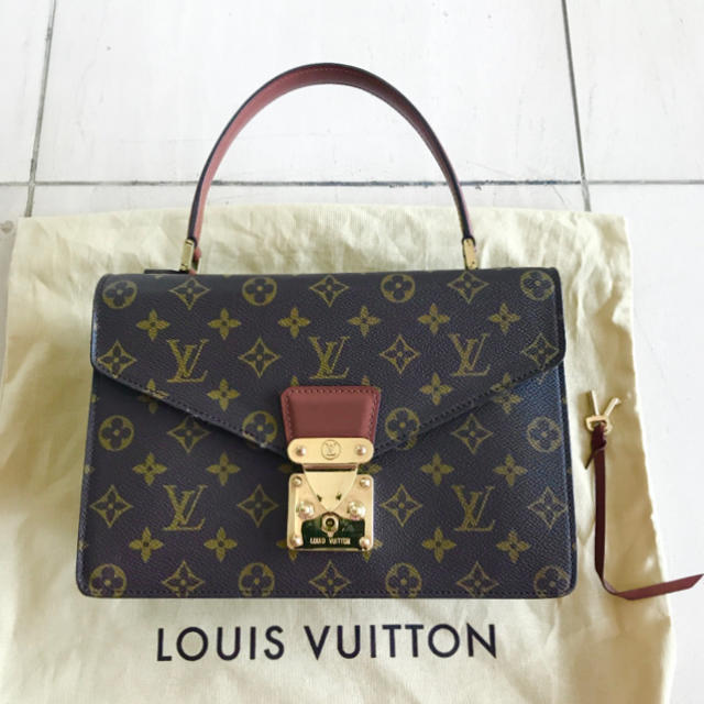 LOUIS VUITTON - Louis Vuitton ルイヴィトン 超美品　鍵付きハンドバッグ