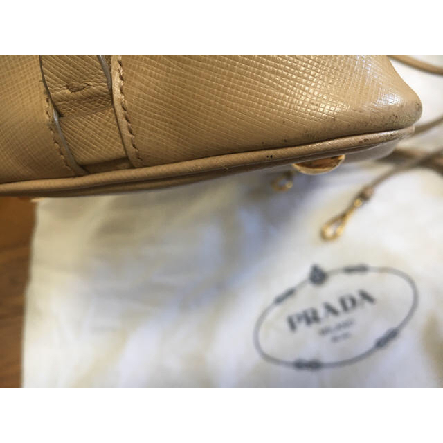 PRADA(プラダ)の5月末までに削除プラダ♡サフィアーノ♡付属品有り レディースのバッグ(ハンドバッグ)の商品写真