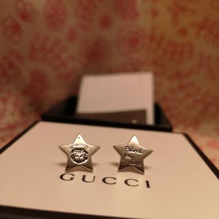 グッチ(Gucci)のGUCCI(グッチ)ピアス ブラインドフォー ラブ キャット スター シルバー(ピアス)