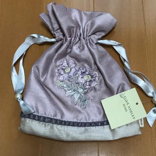 ローラアシュレイ(LAURA ASHLEY)の【ローラアシュレイ】巾着　新品(ポーチ)