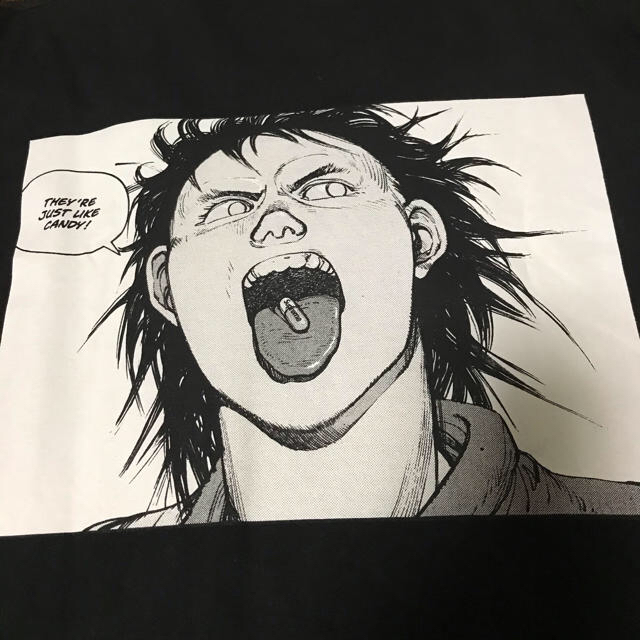 正規品 supreme ✖︎ akira pill Tシャツ