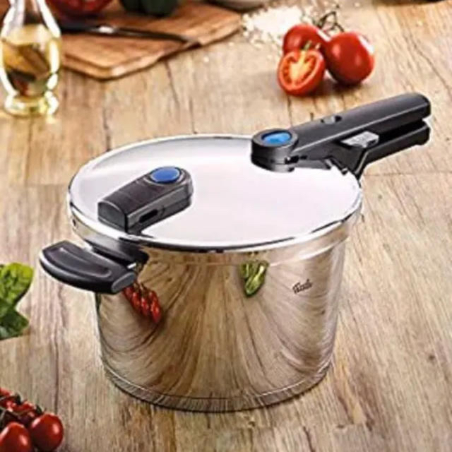 Fissler(フィスラー)のリス様専用　フィスラー 圧力鍋 ビタクイック4.5L ガラス蓋付 スマホ/家電/カメラの調理家電(調理機器)の商品写真