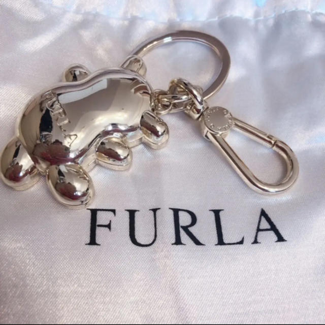 Furla(フルラ)のフルラ　バックチャーム　キーホルダー　くま レディースのファッション小物(キーホルダー)の商品写真