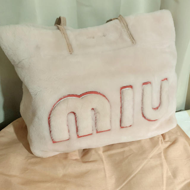 miumiu バッグ