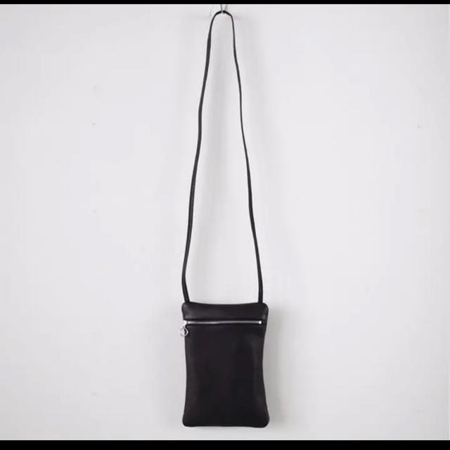 COMOLI(コモリ)のAeta　DEER FLAT POUCH SHOULDER B ショルダーバック メンズのバッグ(ショルダーバッグ)の商品写真