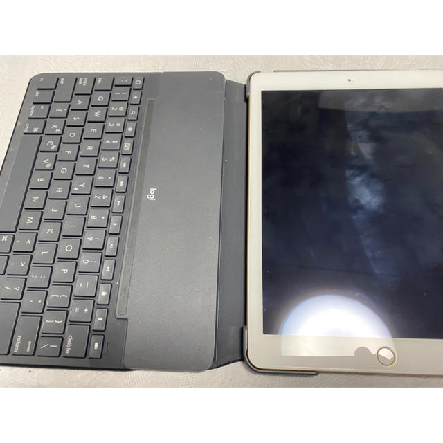 iPad 9.7 第5世代 128GB ゴールド simフリー Cellular iPad 9.7 第5世代 128GB ゴールド simフリー Cellular