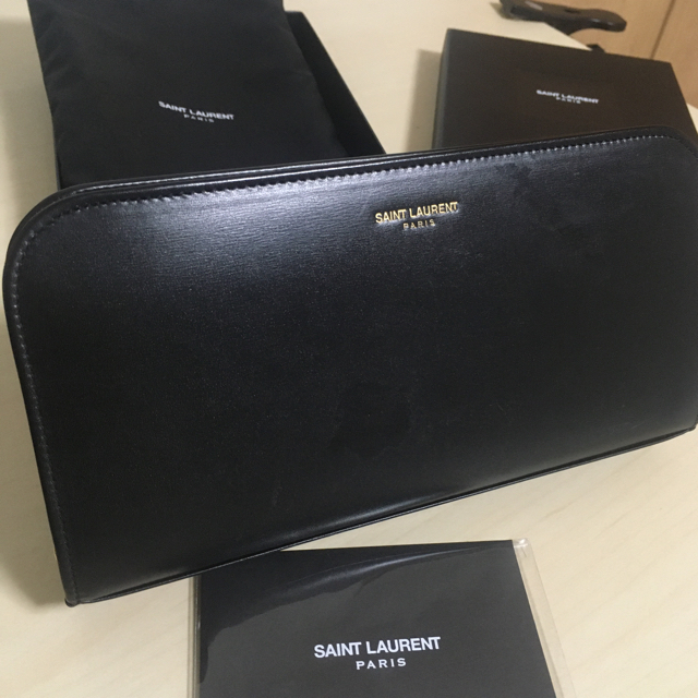 Saint Laurent 長財布 サンローラン 財布 美品 未使用に近いイブサンローラン