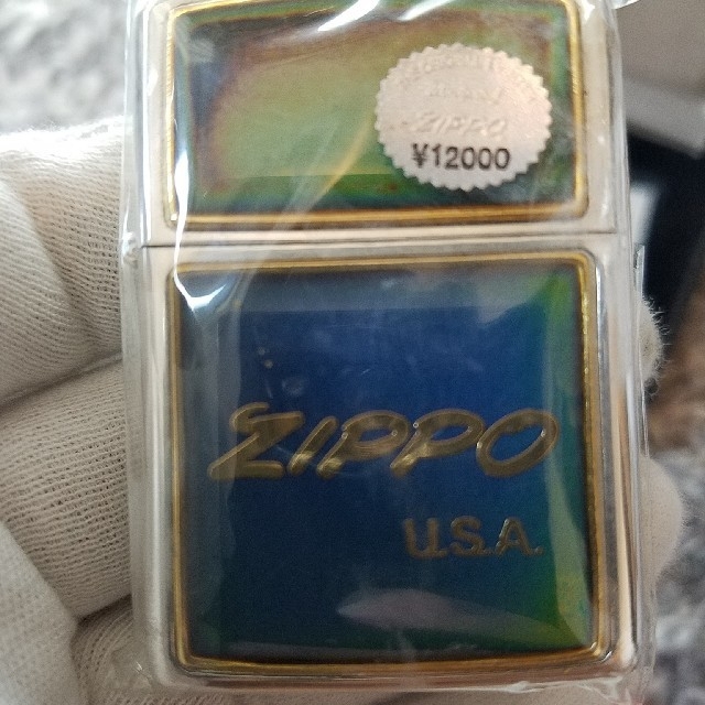 ZIPPO(ジッポー)の【激レア】Zippo 黒金 温度で色が変わる！ メンズのファッション小物(タバコグッズ)の商品写真