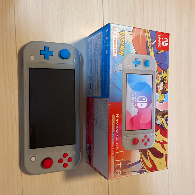 Nintendo Switch Lite ザシアン・ザマゼンタ