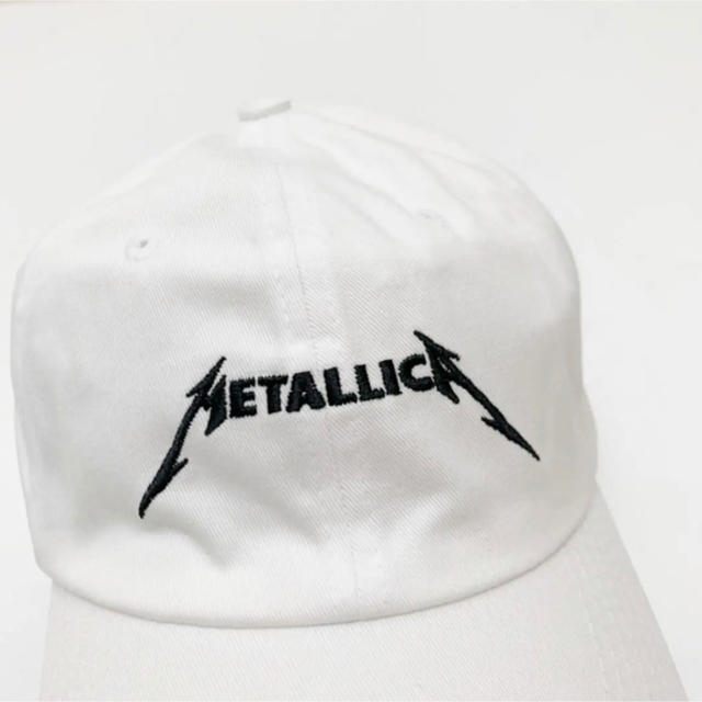 Urban Outfitters(アーバンアウトフィッターズ)の帽子 キャップ 新品 メタリカ METALLICA アーバンアウトフィッターズ メンズの帽子(キャップ)の商品写真