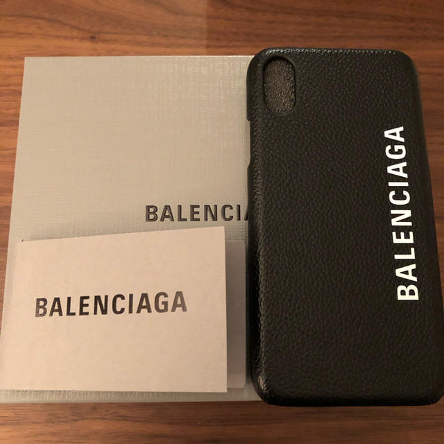 Balenciaga(バレンシアガ)のBALENCIAGA バレンシアガ iPhoneケース ハイブランド ロゴ 人気 スマホ/家電/カメラのスマホアクセサリー(iPhoneケース)の商品写真
