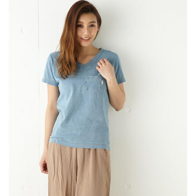 Avan Lily(アバンリリー)のアバンリリー Tシャツ レディースのトップス(Tシャツ(半袖/袖なし))の商品写真