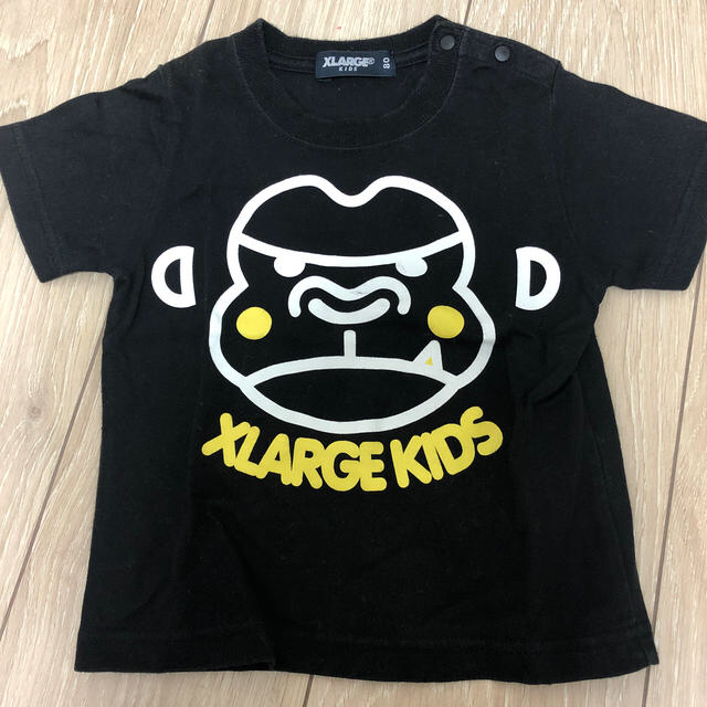 XLARGE(エクストララージ)のXLARGE Tシャツ キッズ/ベビー/マタニティのベビー服(~85cm)(Ｔシャツ)の商品写真