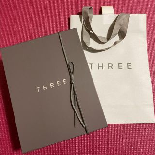 スリー(THREE)のTHREE ギフトボックス(ラッピング/包装)