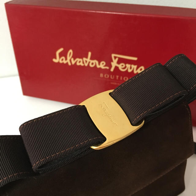 Salvatore Ferragamo(サルヴァトーレフェラガモ)のフェラガモ♡ヴァラリボン♡2way レディースのバッグ(ショルダーバッグ)の商品写真