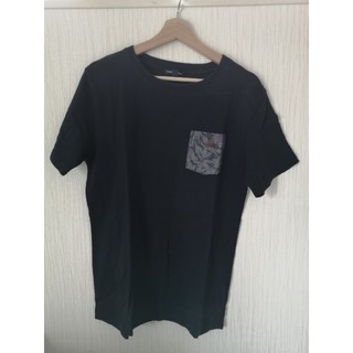 シップス(SHIPS)のSHIPS デザインポケット　美品(Tシャツ/カットソー(半袖/袖なし))