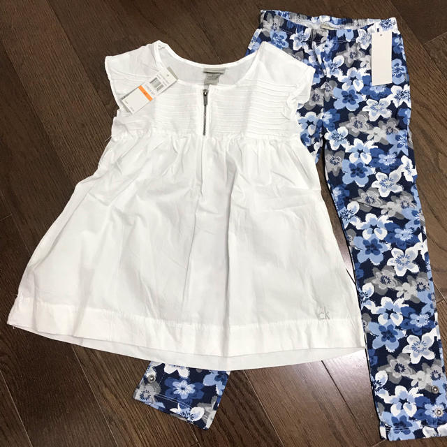 ck Calvin Klein(シーケーカルバンクライン)のAmelia様専用☆  Calvin Klein Jeans  セット キッズ/ベビー/マタニティのキッズ服女の子用(90cm~)(Tシャツ/カットソー)の商品写真