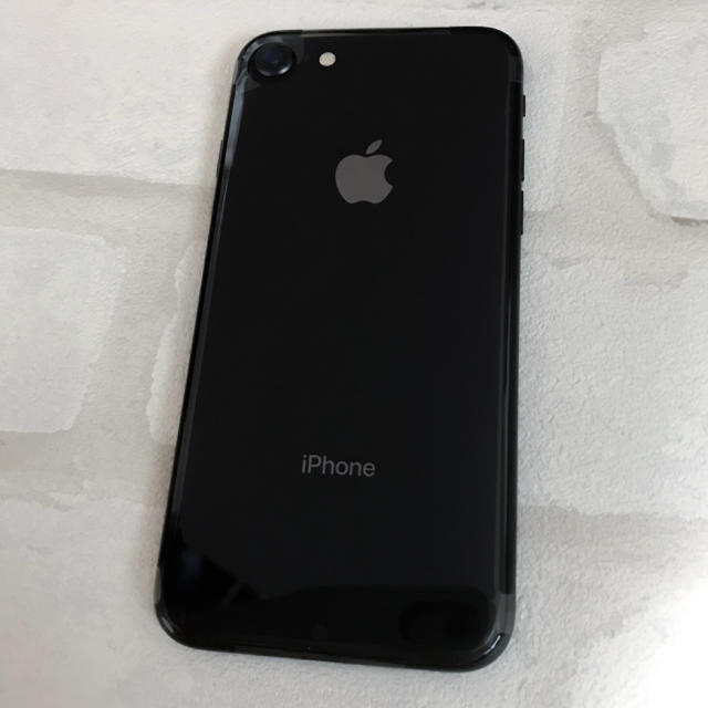 Apple(アップル)のiPhone8 64GB SpaceGray スマホ/家電/カメラのスマートフォン/携帯電話(スマートフォン本体)の商品写真