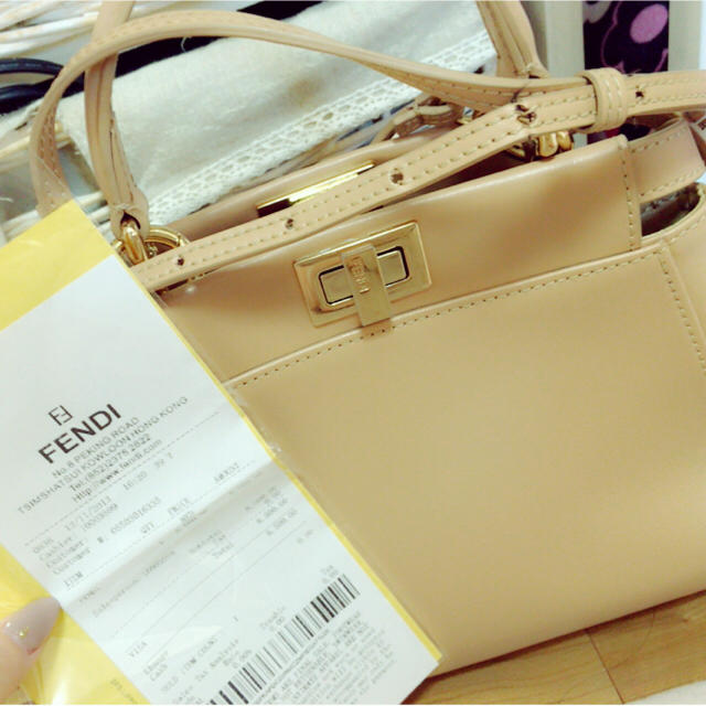 本物保証! FENDI - FENDI ピーカーブー ショルダーバッグ - www.zhor.com
