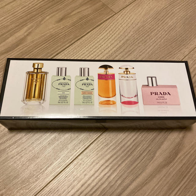 PRADA プラダ　ミニ香水セット　７ｍｌｘ５種セット