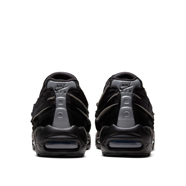 COMME des GARCONS(コムデギャルソン)のComme des Garcons and Nike Air Max 95 メンズの靴/シューズ(スニーカー)の商品写真