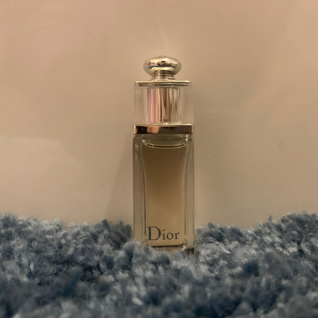 Christian Dior(クリスチャンディオール)のディオール　香水　5ml コスメ/美容のベースメイク/化粧品(その他)の商品写真