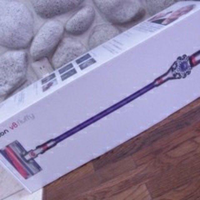 Dyson V8 fluffy ダイソンサイクロン式コードレス掃除機新品未開封