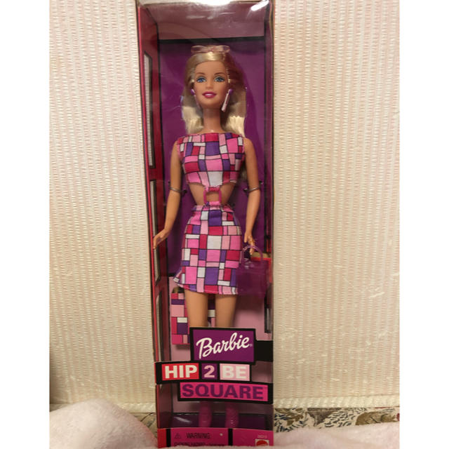 Barbie(バービー)のビー人形ヒップ2ビー新品未開封 Barbie HIP2BE SQUARE エンタメ/ホビーのおもちゃ/ぬいぐるみ(キャラクターグッズ)の商品写真