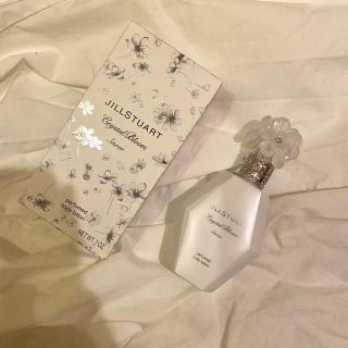 ジルスチュアート(JILLSTUART)の新品JILLSTUARTパフュームドボディローション　ジルスチュアート　香水(ボディローション/ミルク)